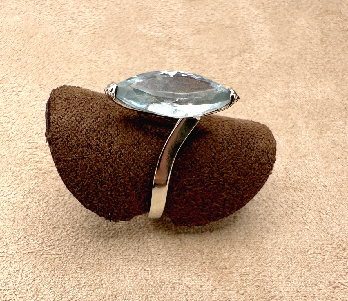 Bague en Or gris avec Aigue Marine -photo-3