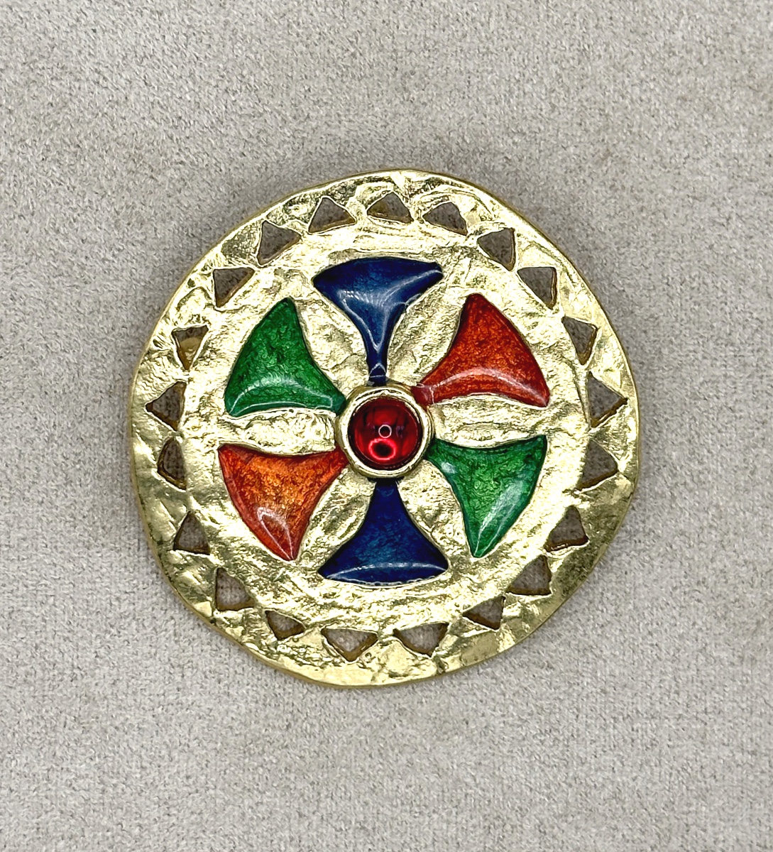 Broche Yves Saint Laurent