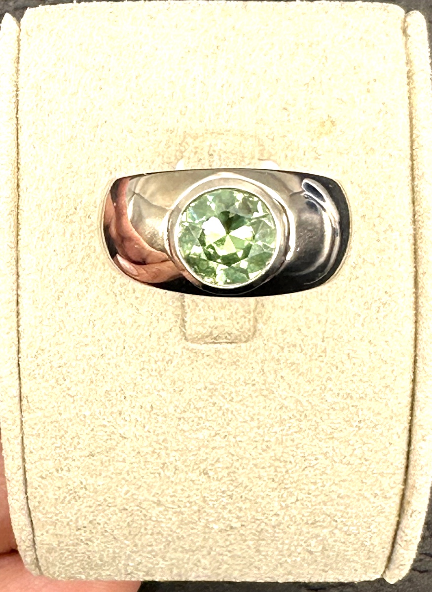 Demantoide Garnet Ring