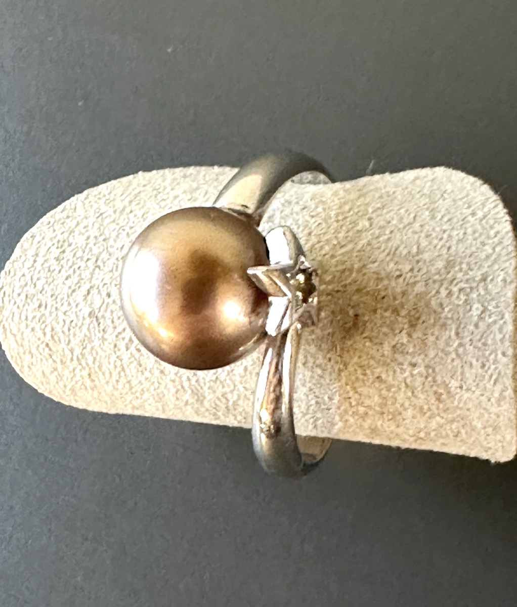 White Gold Ring With Chocolate Tahitian Pearl-photo-3