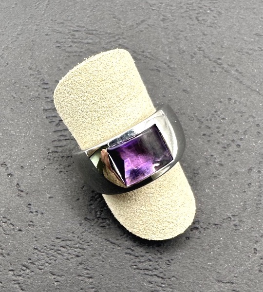 Amethyst White Gold Ring-photo-2