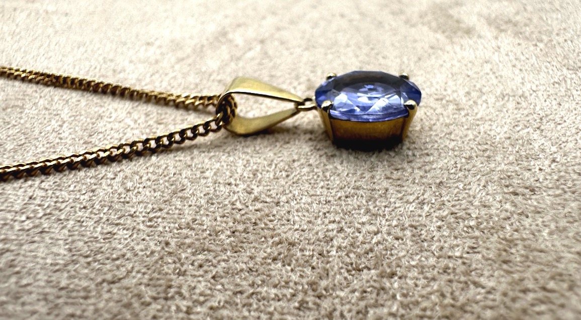 Yellow Gold And Sapphire Pendant-photo-2