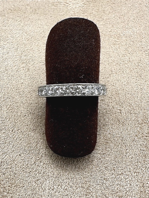 Platinum And Diamond Full Circle Wedding Band