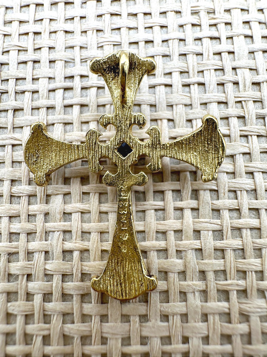 18-karat Yellow Gold Cross With Blue Enamel.-photo-2