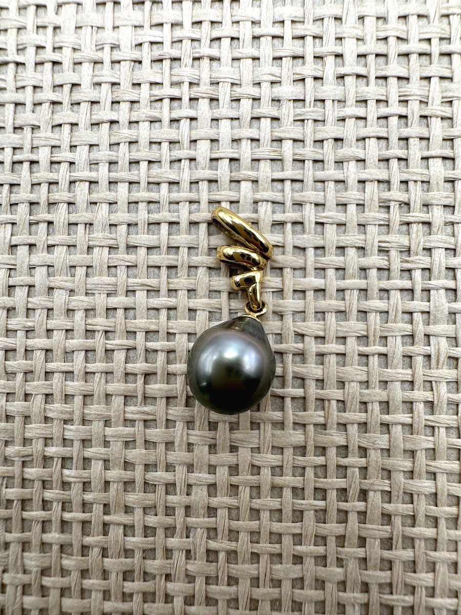 Pendentif en or Jaune avec une perle de Tahiti-photo-2
