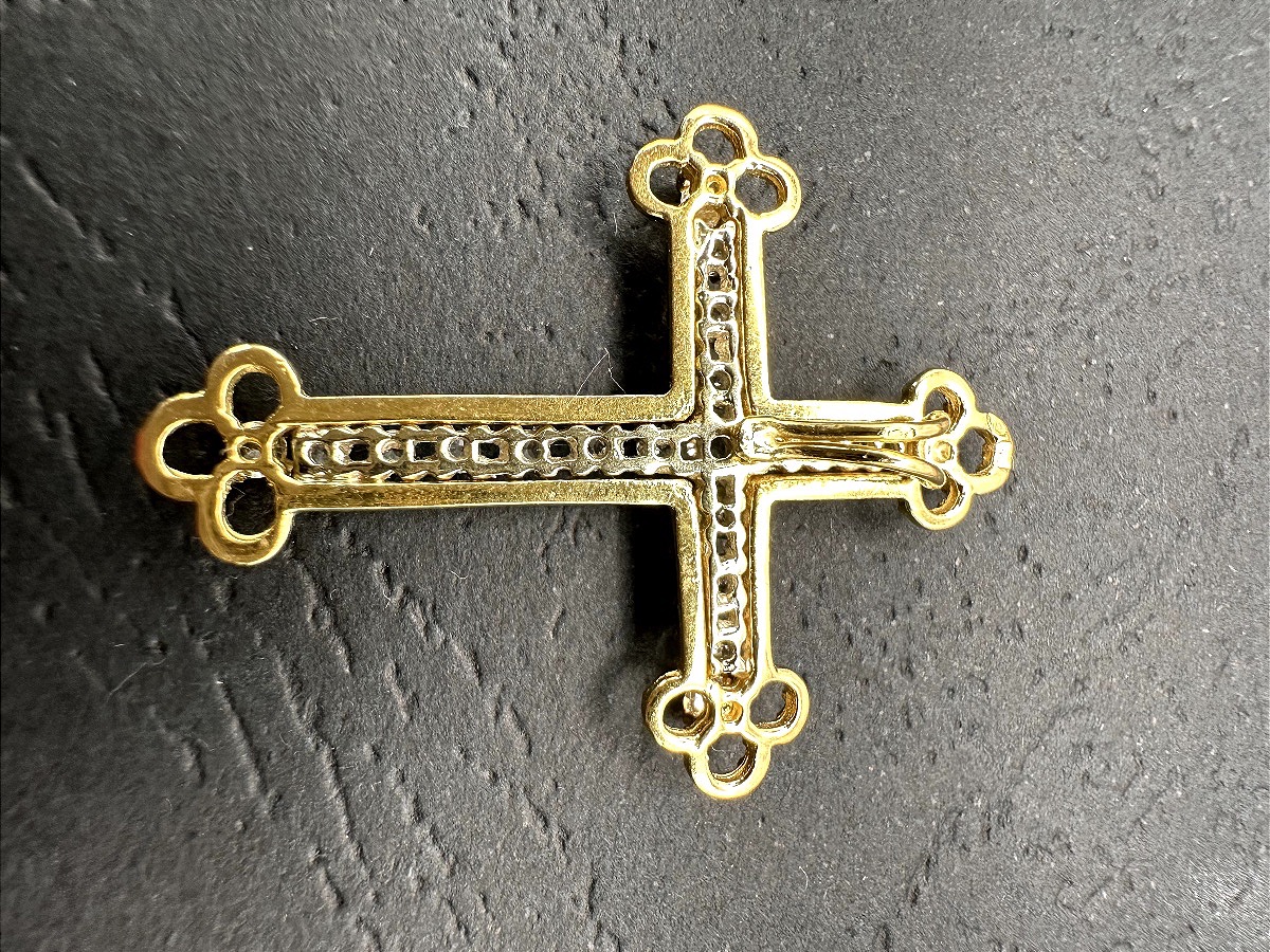 Yellow Gold Cross Pendant With A White Stone-photo-1