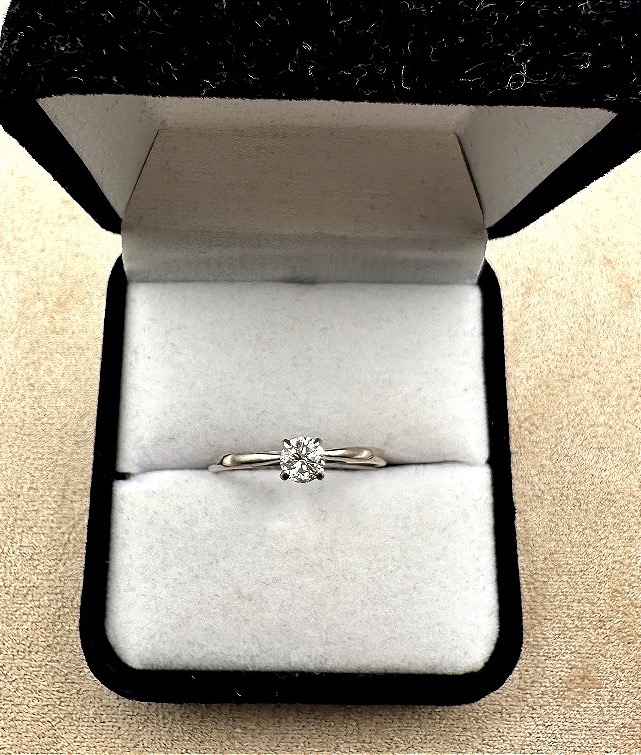 White Gold Solitaire-photo-4
