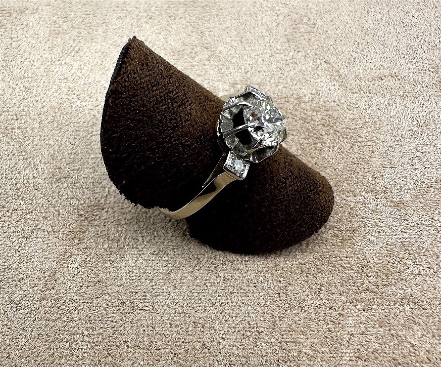 Bague Solitaire taille ancienne en or gris-photo-2