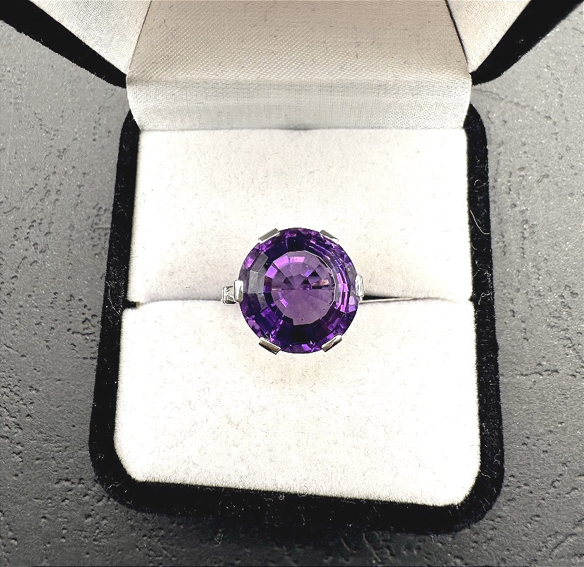 White Gold Ring With A Round Amethyst-photo-4