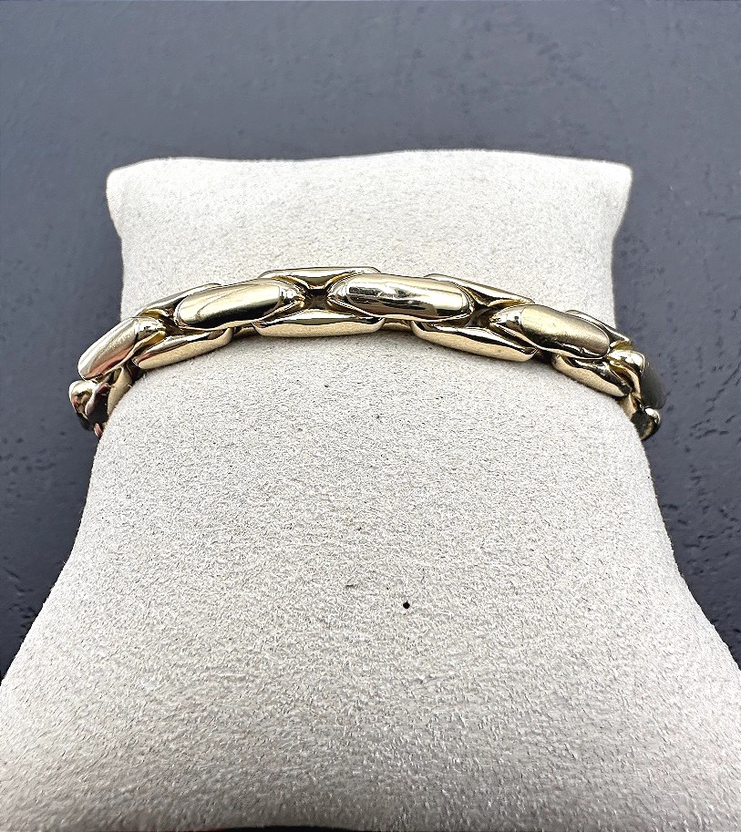Thick Chain-link Bracelet In 18-karat Yellow Gold.-photo-2