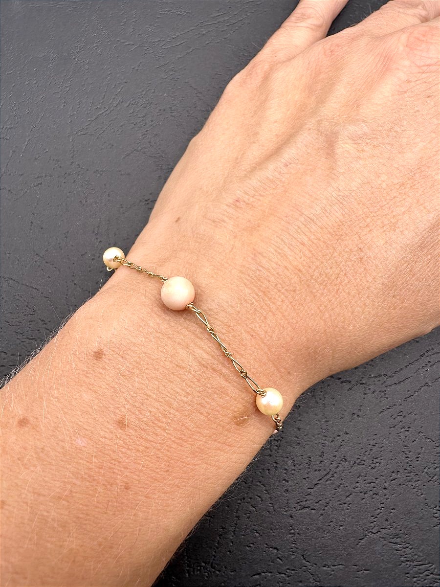 Bracelet With Coral And Cultured Pearls-photo-2