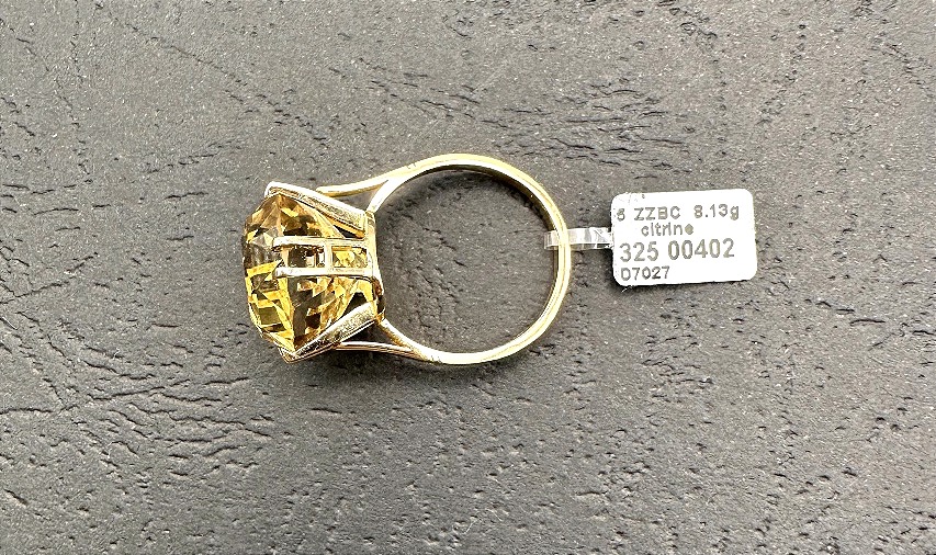 Yellow Gold Ring With A Round Citrine-photo-2