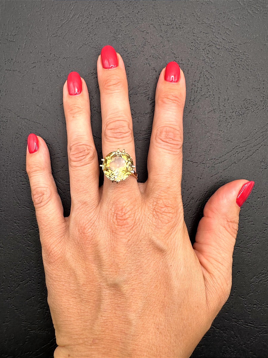 Yellow Gold Ring With A Round Citrine-photo-3