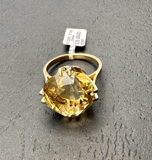 Yellow Gold Ring With A Round Citrine-photo-4