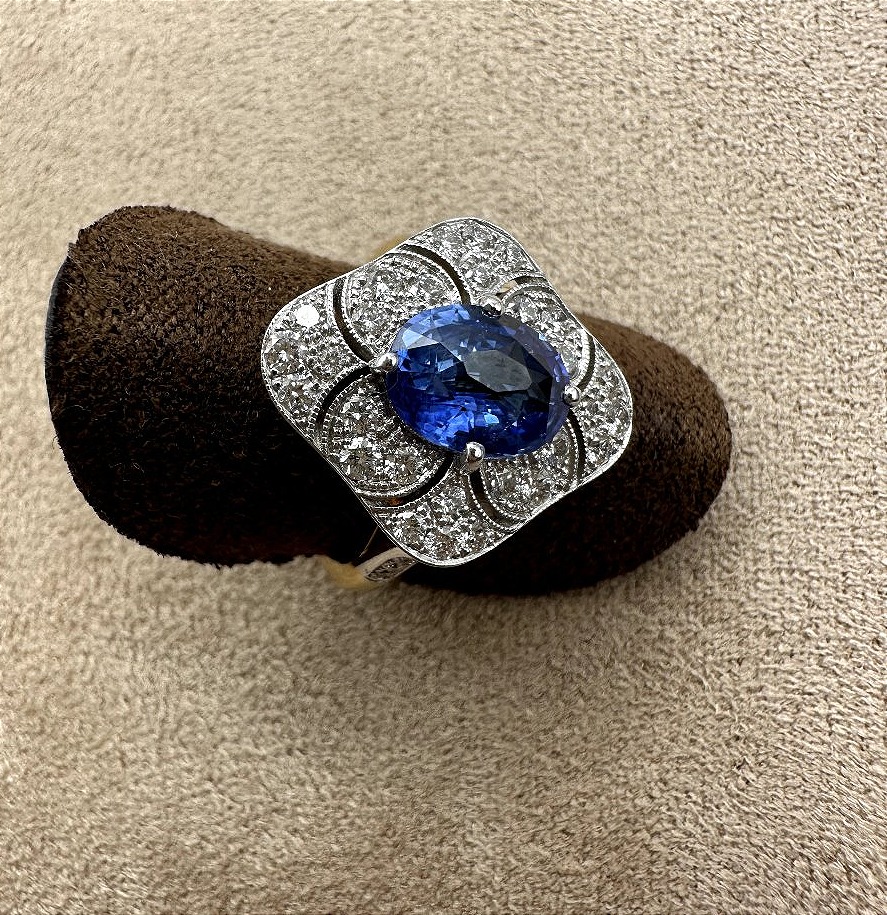 Gold Ring Set With A Sapphire-photo-3