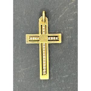 Croix en or avec perles fines