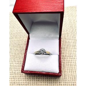 White Gold Solitaire
