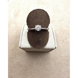 White Gold Solitaire