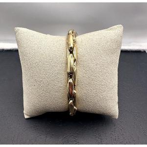 Thick Chain-link Bracelet In 18-karat Yellow Gold.
