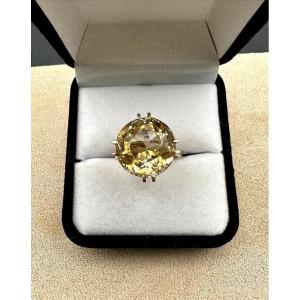 Yellow Gold Ring With A Round Citrine