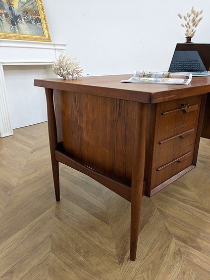 Vintage Arne Vodder Desk-photo-2