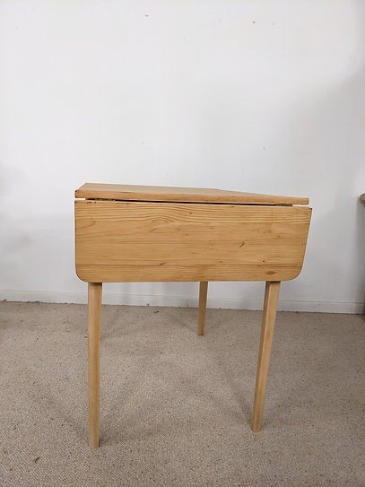 Old Flap Table In Light Wood-photo-3