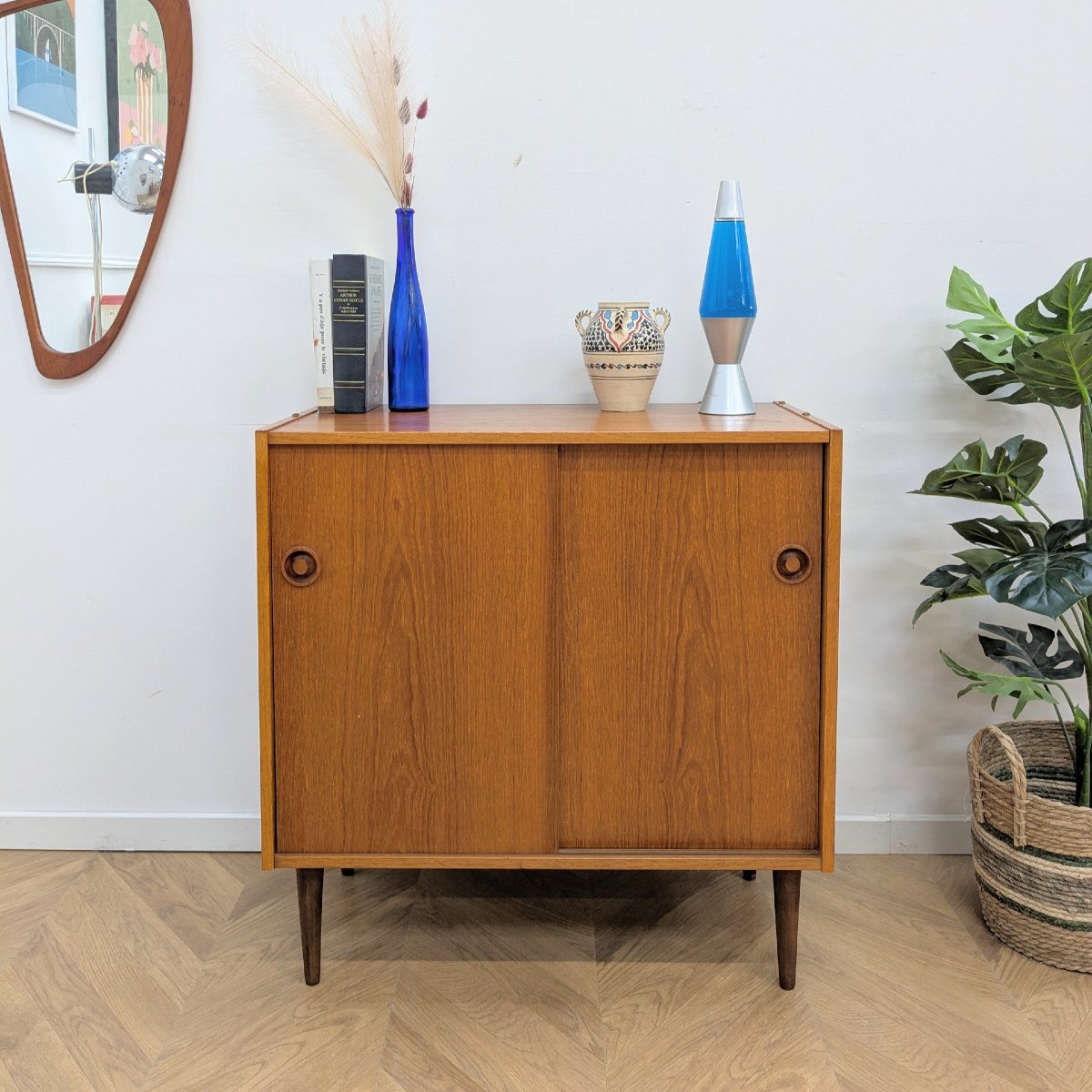 Buffet scandinave vintage à portes coulissante