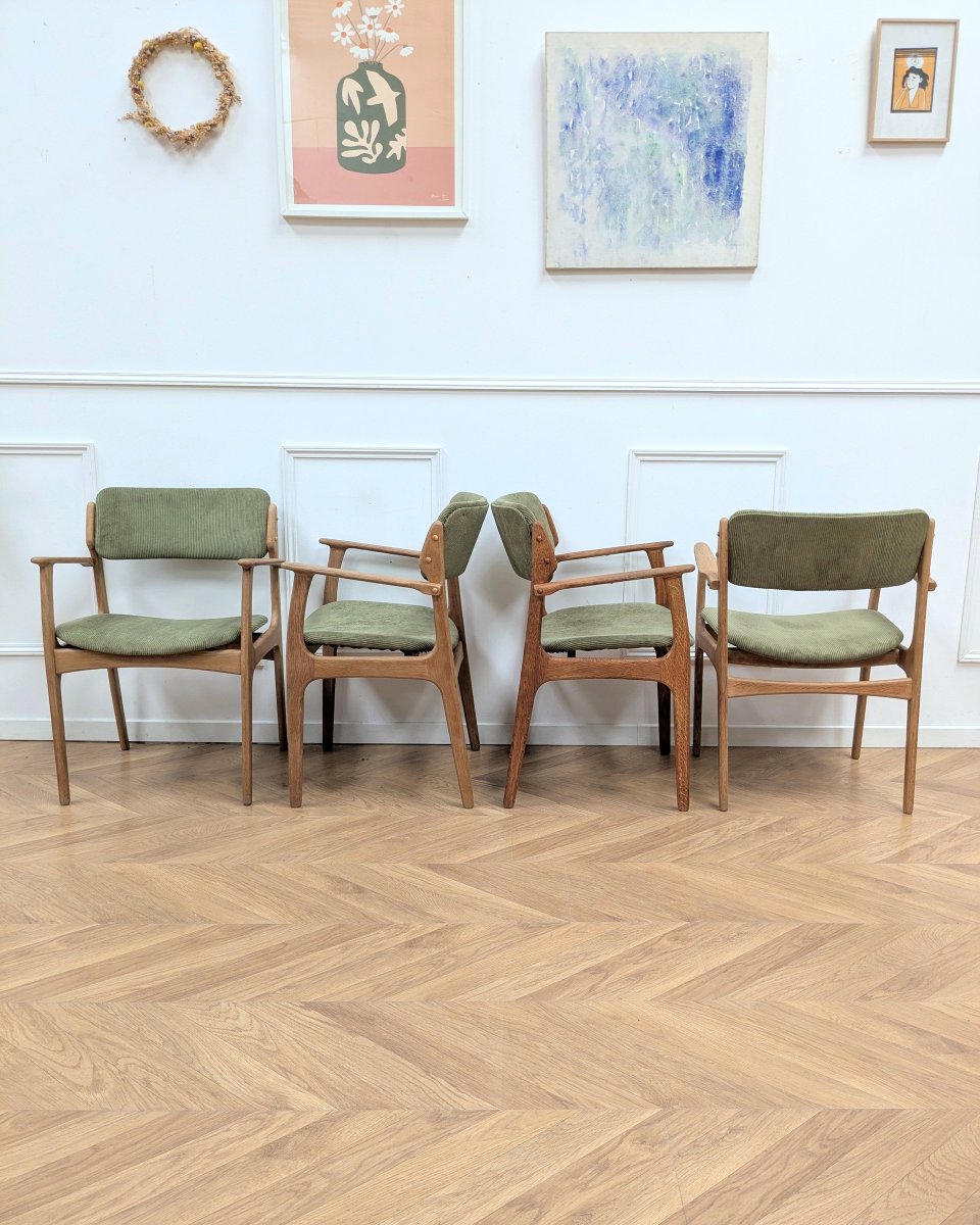 Set Of 4 Erik Buch Chairs - Oak & Velvet