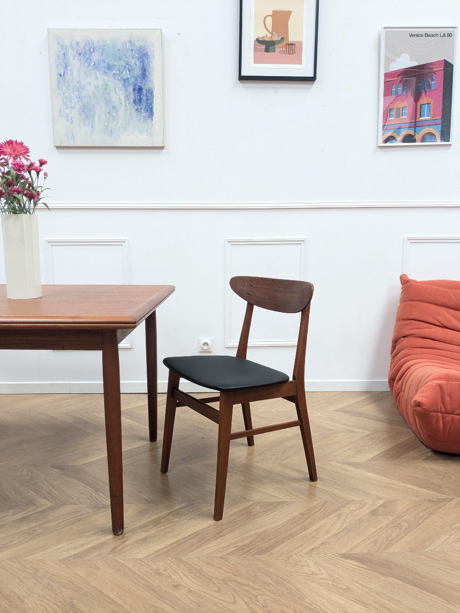 1 Farstrup Model 210 Chair
