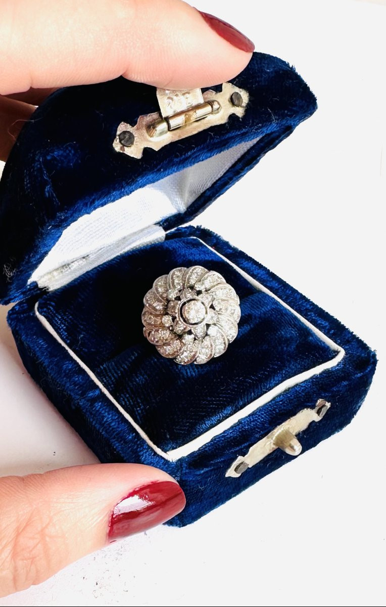 Coktail Ring In White Gold 18k And Diamonds-photo-4