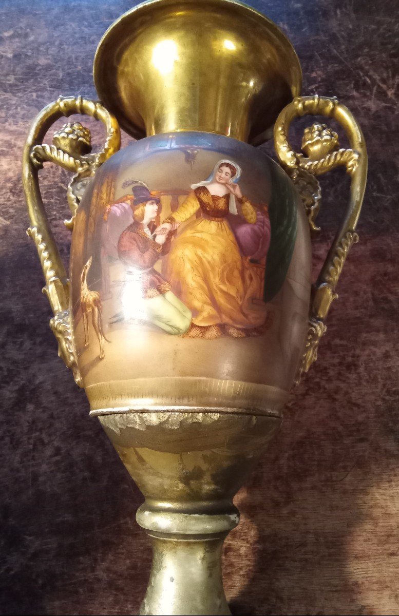 Pair Of 19th Century Paris Porcelain Vases -photo-6