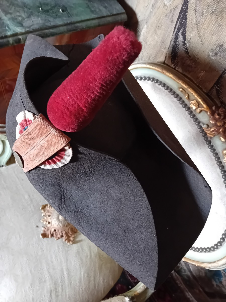 Chapeau bicorne troupe infanterie révolution française 1791.-photo-1