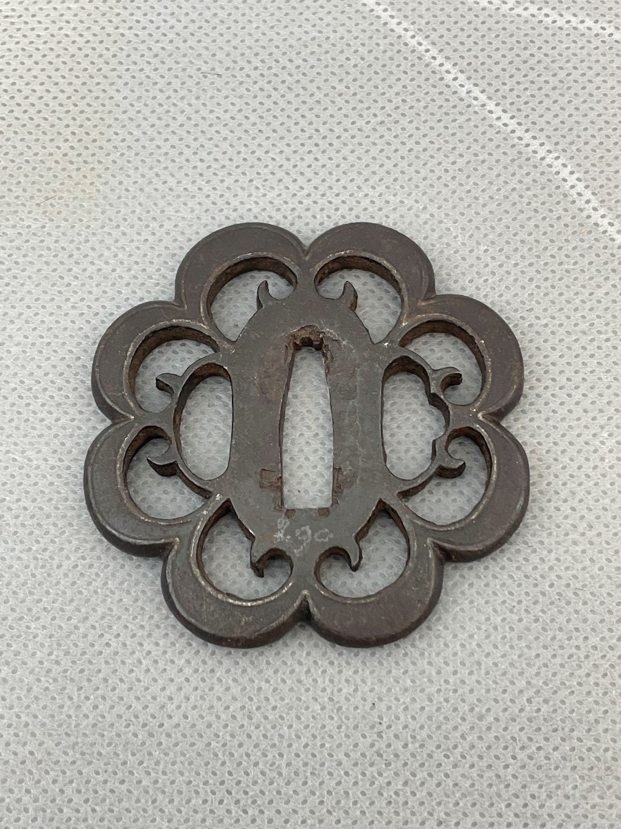 Chrysanthemum-shaped Tsuba (kiku) – Edo Period (1603–1868)