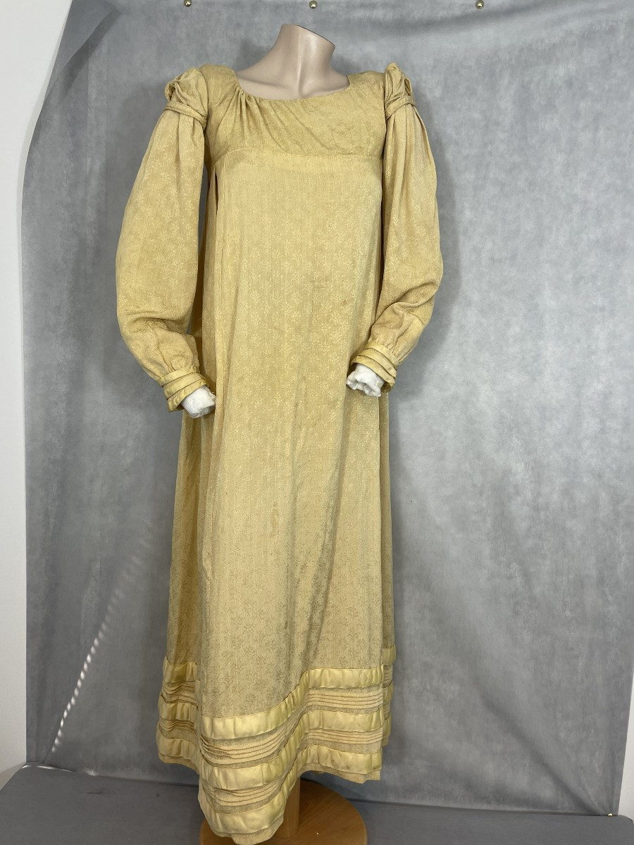 ROBE EMPIRE 