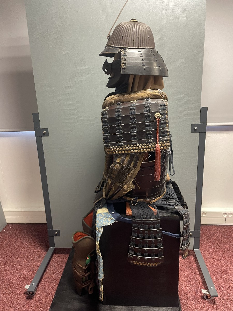 Japanese Armor, 17th Century, Middle Edo Peri-photo-3