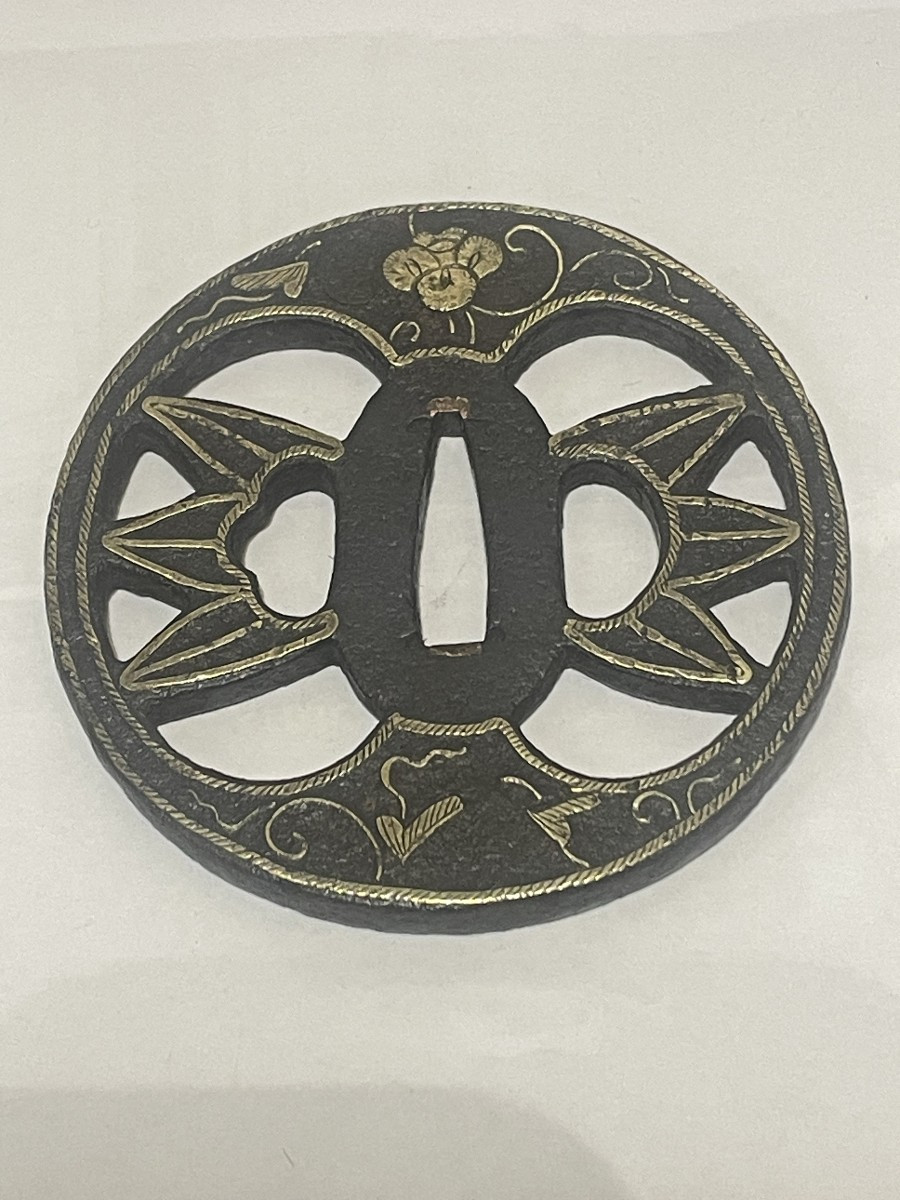 Tsuba Mi-edo Period (1603/1868)
