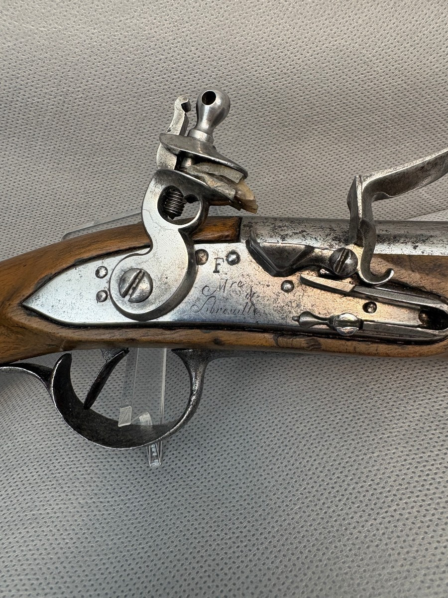 PISTOLET DE CAVALERIE modèle 1763-66 Manufature de LIBREVILLE  période REVOLUTIONNAIRE.