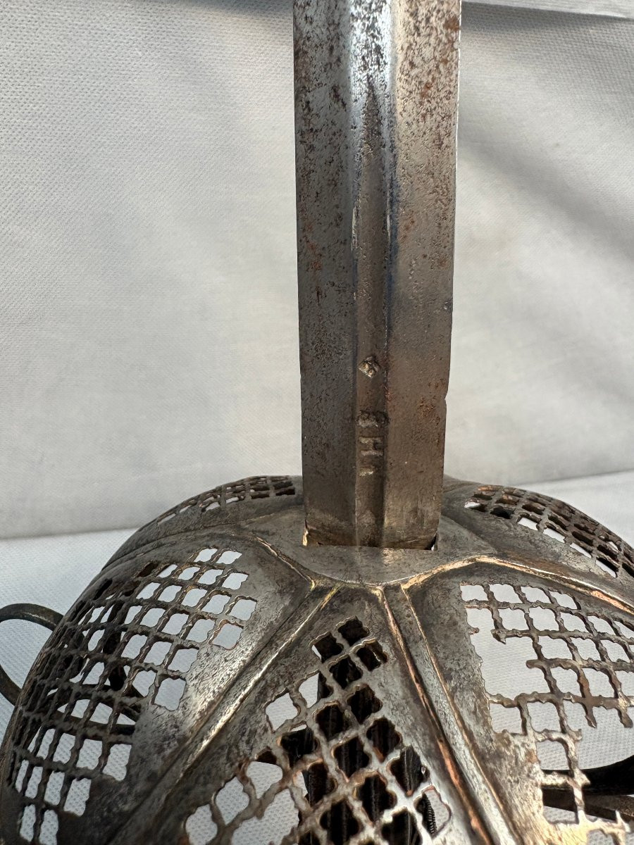 LONGUE EPEE  de COMBAT ou de DUEL dit de   BRETTE   XVII siècles -photo-3