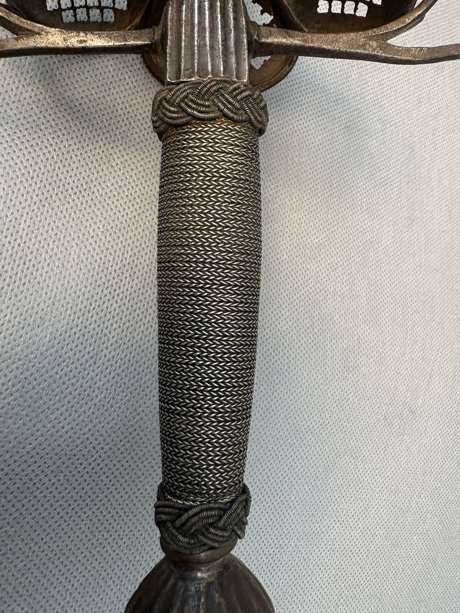 LONGUE EPEE  de COMBAT ou de DUEL dit de   BRETTE   XVII siècles -photo-3