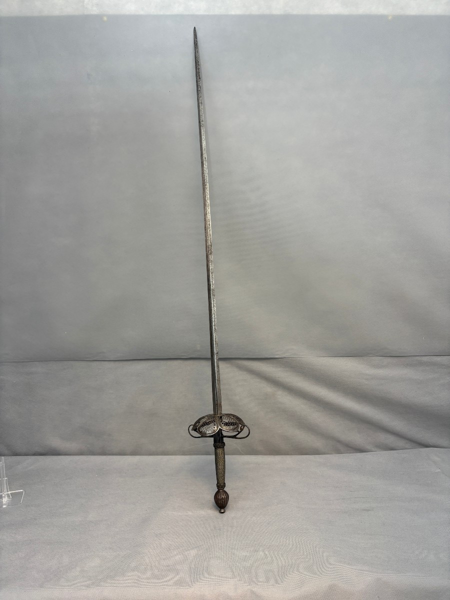 LONGUE EPEE  de COMBAT ou de DUEL dit de   BRETTE   XVII siècles 