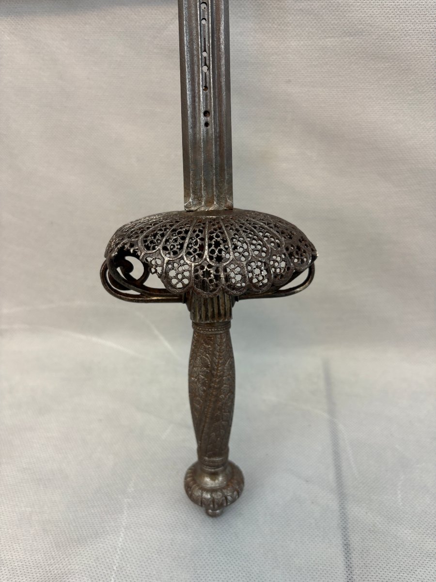 17th-century Shell-hilted Sword-photo-2