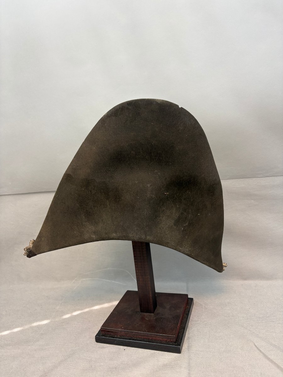 Officer's Two-corned Hat Of The 5th Dragoon Regiment -photo-2