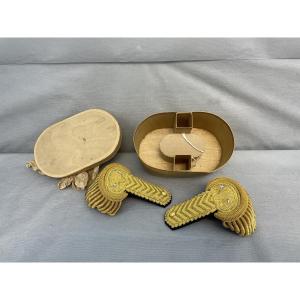 PAIRE D'EPAULETTES GENERAL de BRIGADE 3 éme République.