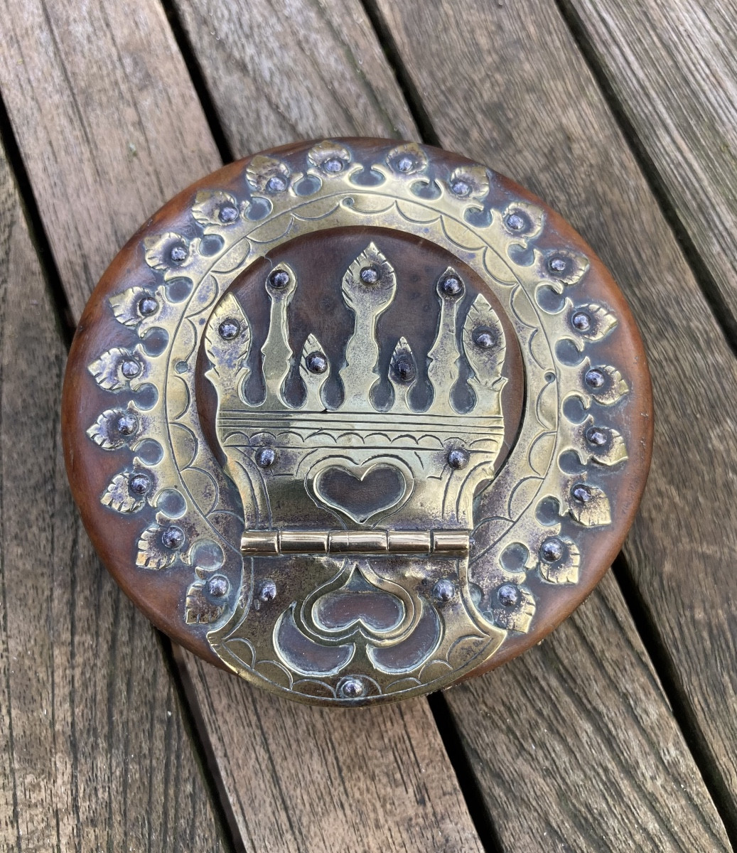 Tabatière Bretonne de femme, ronce de buis, laiton, début XIXem-photo-5