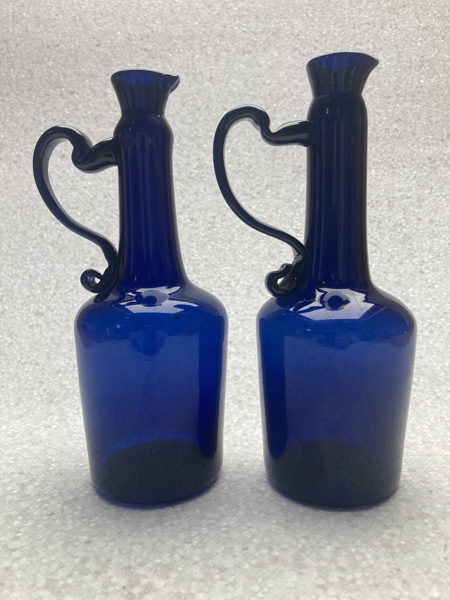 Paire de Huillier - vinaigrier , verre bleu, Bordeaux début XIXe.