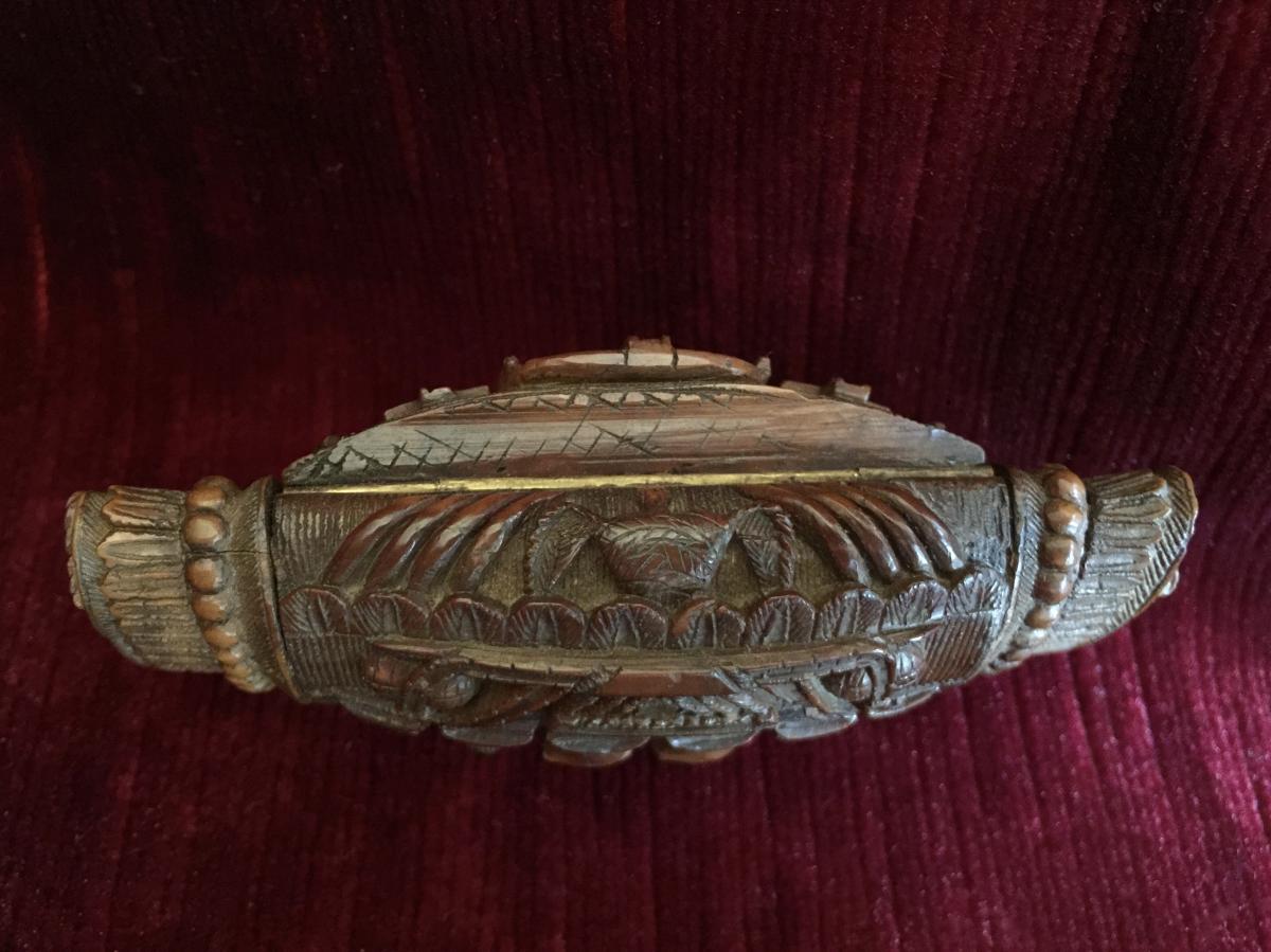 Snuffbox Of Ecclesiastical Carved Corozo - Religious Folk Art Early Nineteenth-photo-2