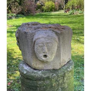 Part Of Baptistery Column In Stone With Anthropomorphic And Animal Decoration - Baptismal Fonts Romanesque Period