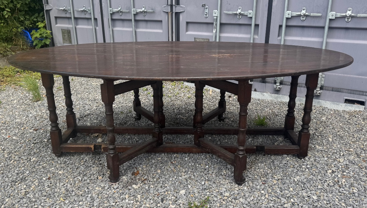 Grande table ovale à abattant 
