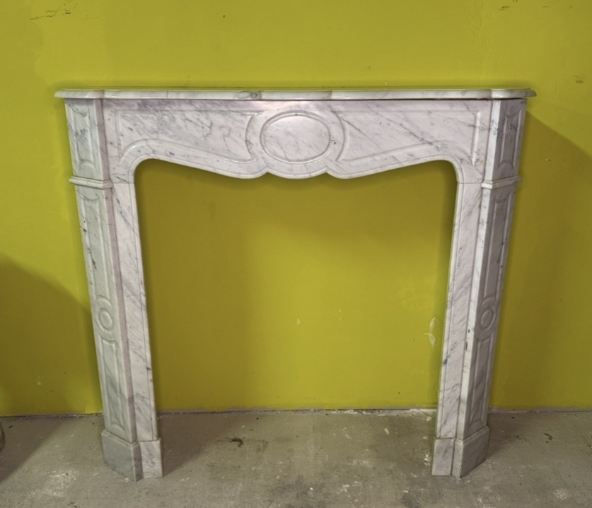 Louis XV Pompadour Mantel