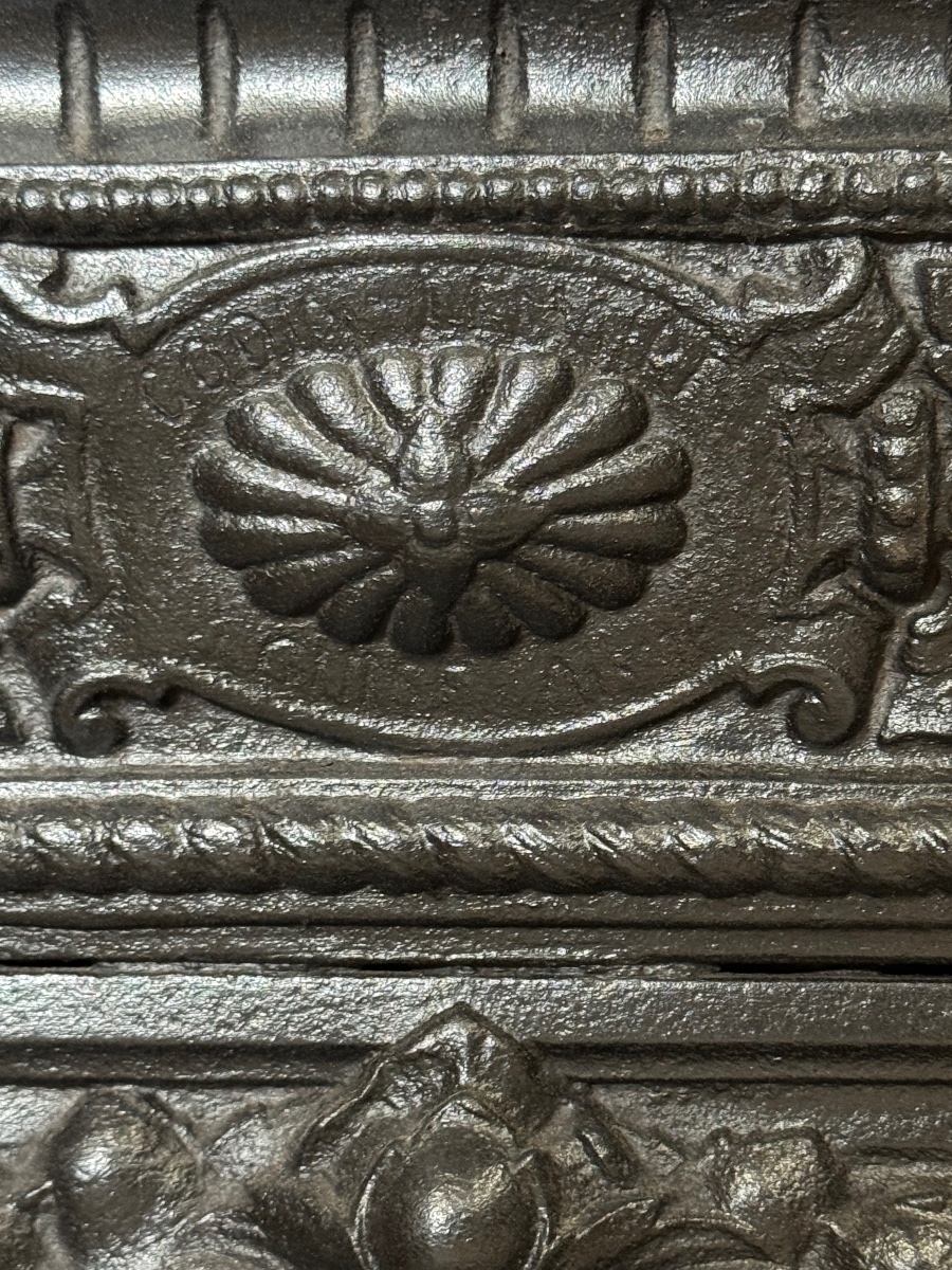 Godin Lemaire Prussian-style Stove-photo-3